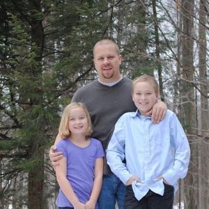 Meet your Posher, Avery